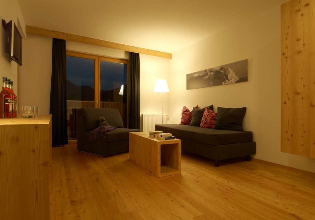 Hotel Tirolerhof Rodengo Room photo